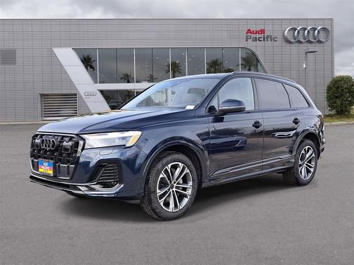 2026 Audi Q7 45 Premium Plus
