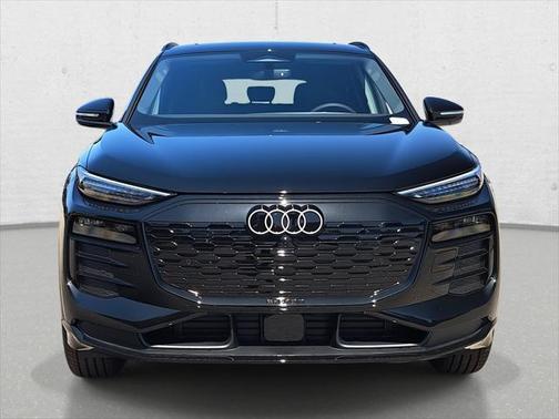 2025 Audi Q6 e-tron Premium Plus