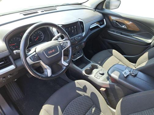 Graphite Gray Metallic 2018 GMC Terrain SLE