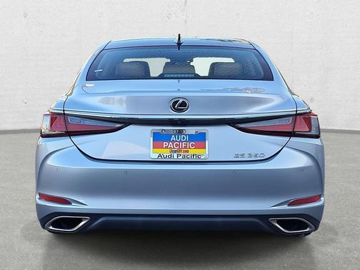 2023 Lexus ES 350 Base