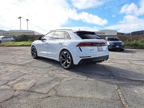 2023 Audi RS Q8 4.0T