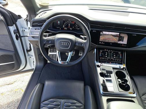 2023 Audi RS Q8 4.0T