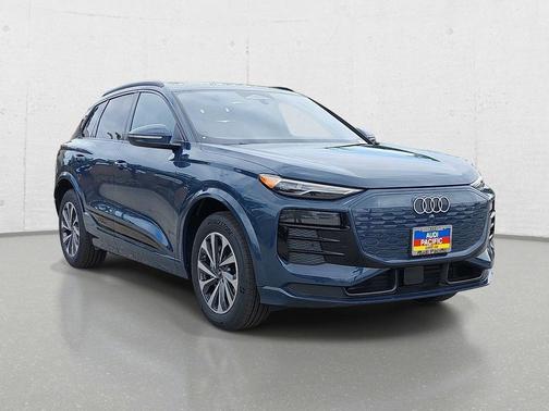 Plasma Blue Metallic 2027 Audi Q6 e-tron Premium quattro