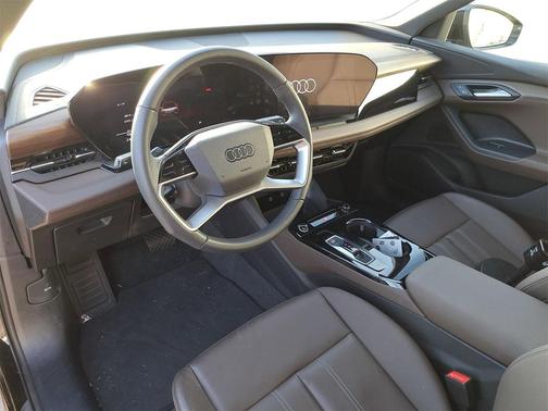 2025 Audi Q6 e-tron Premium quattro