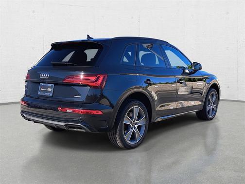 2025 Audi Q5 45 S line Premium
