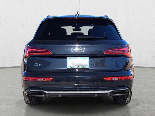 2025 Audi Q5 45 S line Premium