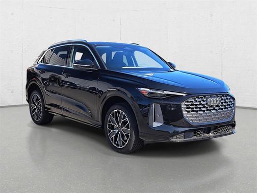 2025 Audi Q5 Premium Plus TFSI quattro S tronic