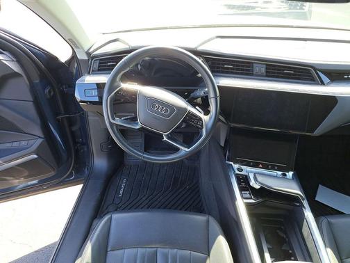 Plasma Blue Metallic 2024 Audi Q8 e-tron Premium Plus