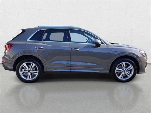2024 Audi Q3 45 S line Premium Plus