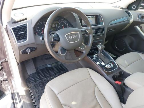 2017 Audi Q5 2.0T Premium Plus