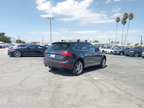 2017 Audi Q5 2.0T Premium Plus