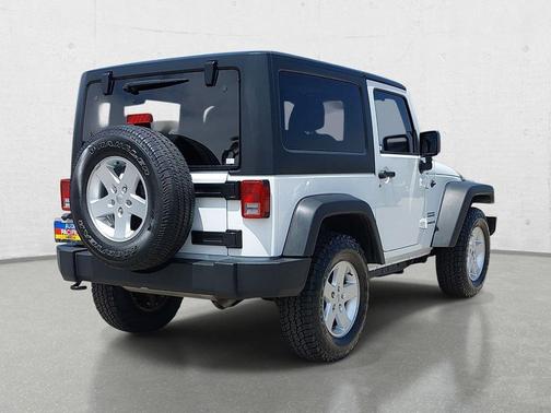 Bright White Clearcoat 2017 Jeep Wrangler Sport