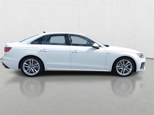 2023 Audi A4 45 S line Premium Plus