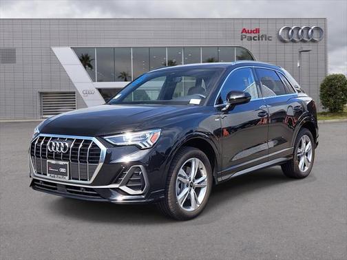 2024 Audi Q3 45 S line Premium Plus