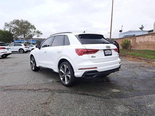 2022 Audi Q3 45 S line Premium Plus