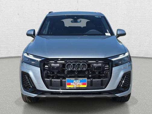 2026 Audi Q7 45 Premium Plus