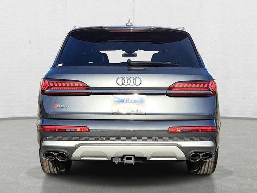 Daytona Gray Pearl Effect 2024 Audi SQ7 4.0T Premium Plus