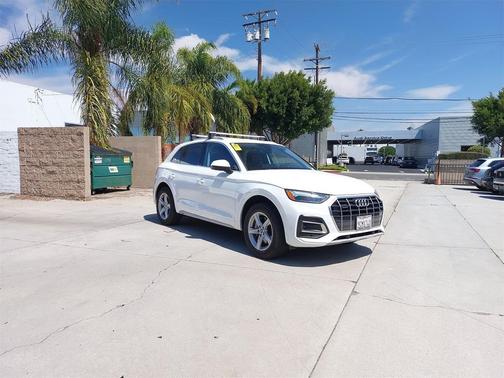 2022 Audi Q5 40 Premium