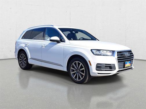 2019 Audi Q7 45 Premium Plus