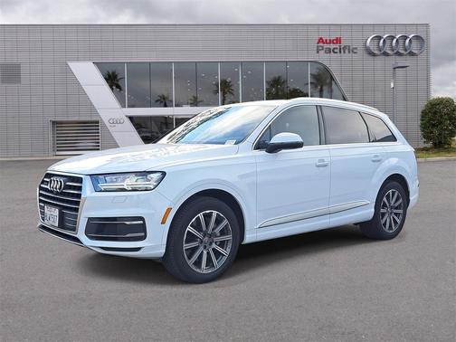 2019 Audi Q7 45 Premium Plus