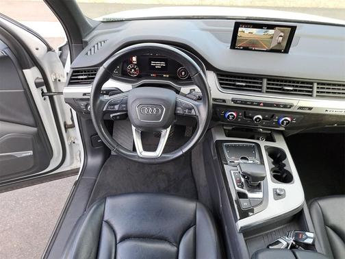 2019 Audi Q7 45 Premium Plus