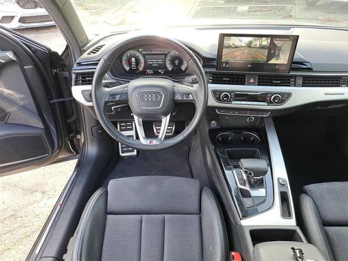 2023 Audi A4 45 S line Premium Plus
