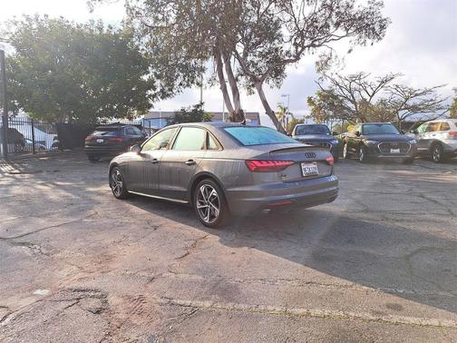 2023 Audi A4 45 S line Premium Plus