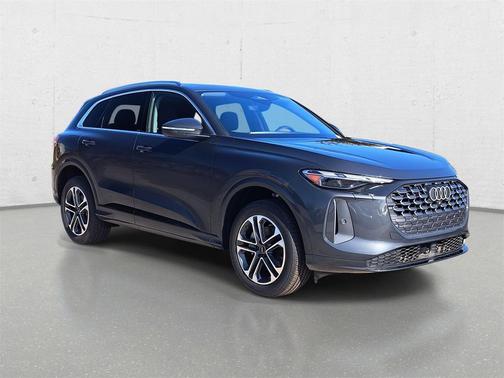 2025 Audi Q5 Premium