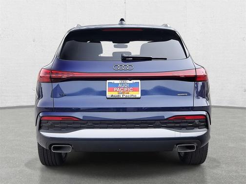 2025 Audi Q5 Premium Plus