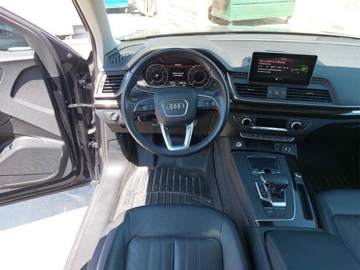 2020 Audi Q5 Premium 55 TFSI e quattro S tronic