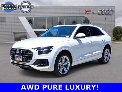 2022 Audi Q8 55 Premium