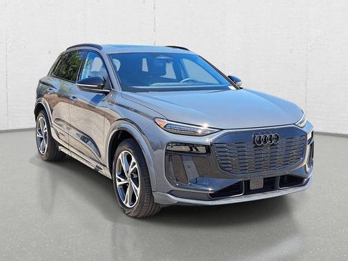 Magnet Gray 2027 Audi Q6 e-tron Premium Plus quattro