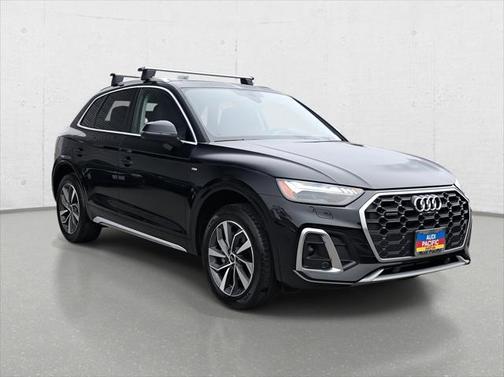 2023 Audi Q5 45 S line Prestige