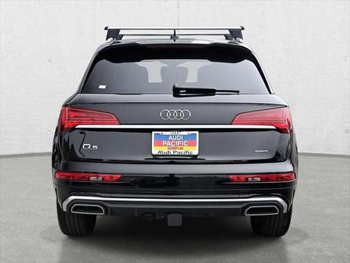 2023 Audi Q5 45 S line Prestige