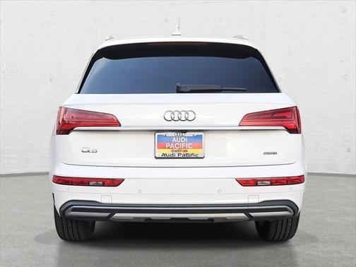 2023 Audi Q5 40 Premium