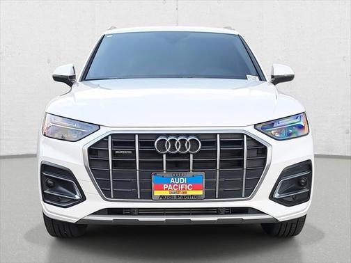 2023 Audi Q5 40 Premium