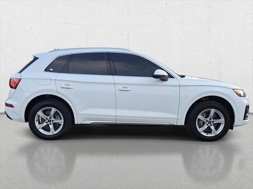 2023 Audi Q5 40 Premium