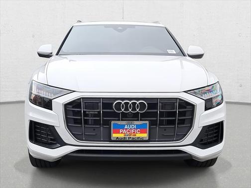 2023 Audi Q8 55 Premium