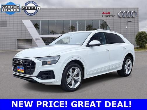 2023 Audi Q8 55 Premium