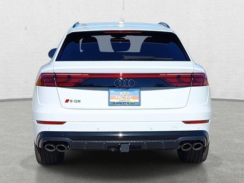 2026 Audi SQ8 4.0T Prestige