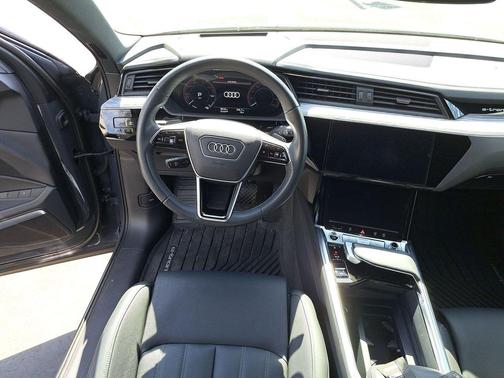 Magnet Gray 2024 Audi Q8 e-tron Prestige