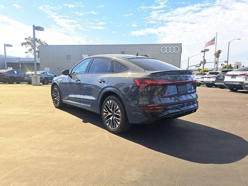 Magnet Gray 2024 Audi Q8 e-tron Prestige