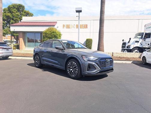 Magnet Gray 2024 Audi Q8 e-tron Prestige
