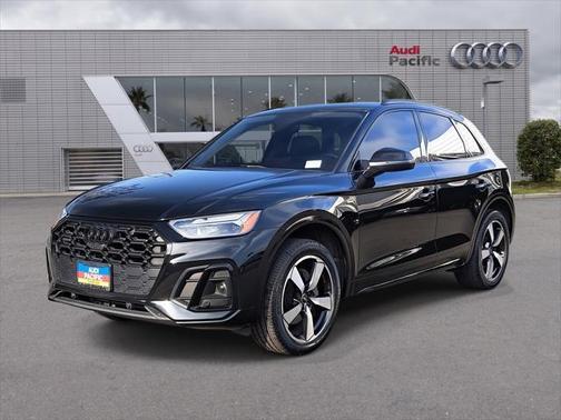 2022 Audi Q5 45 S line Premium Plus