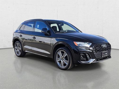 2025 Audi Q5 45 S line Premium