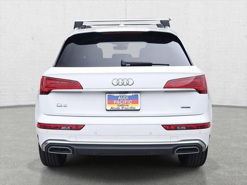 2022 Audi Q5 45 S line Premium Plus