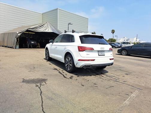 2022 Audi Q5 45 S line Premium Plus