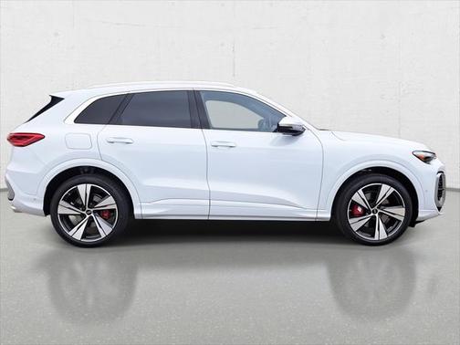 2025 Audi SQ5 3.0T Premium Plus