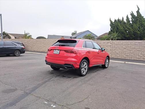 2022 Audi Q3 45 S line Premium