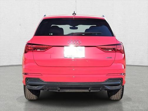 2022 Audi Q3 45 S line Premium